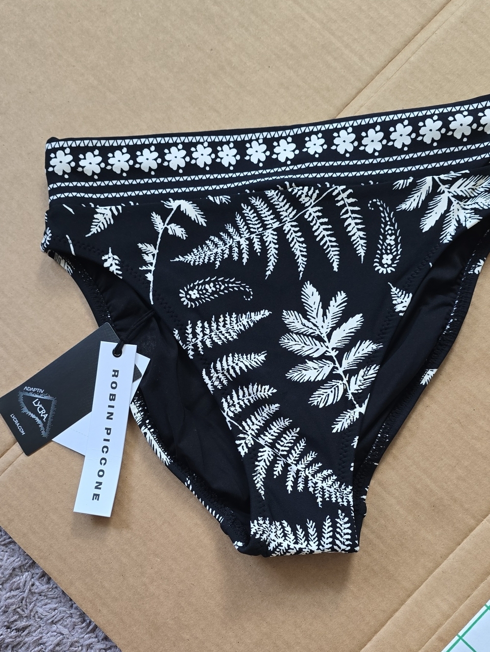 Robin Piccone black/ecru Hailey barhing duit bottoms-S